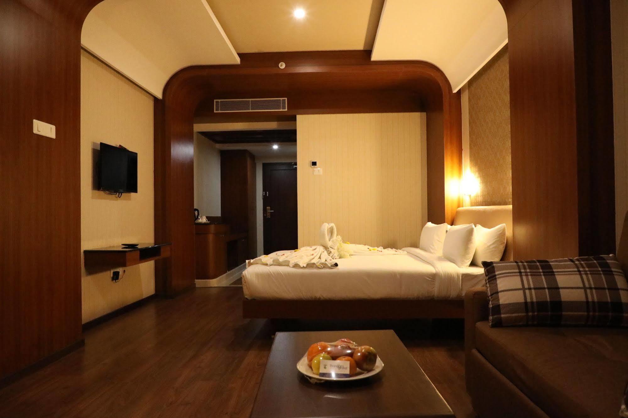 The Thangam Grand Madurai Exterior photo